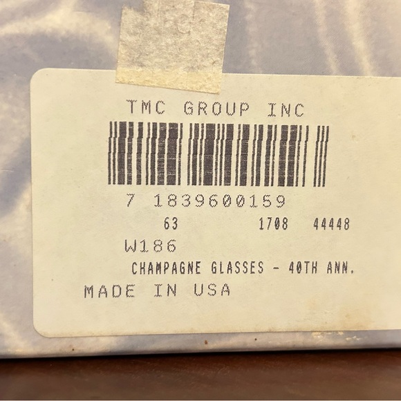 Treasure Masters 40th Anniversary Glasses - Picture 3 of 5